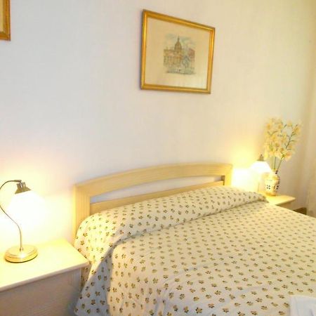 A Casa Chiecchi B&B Rome Buitenkant foto