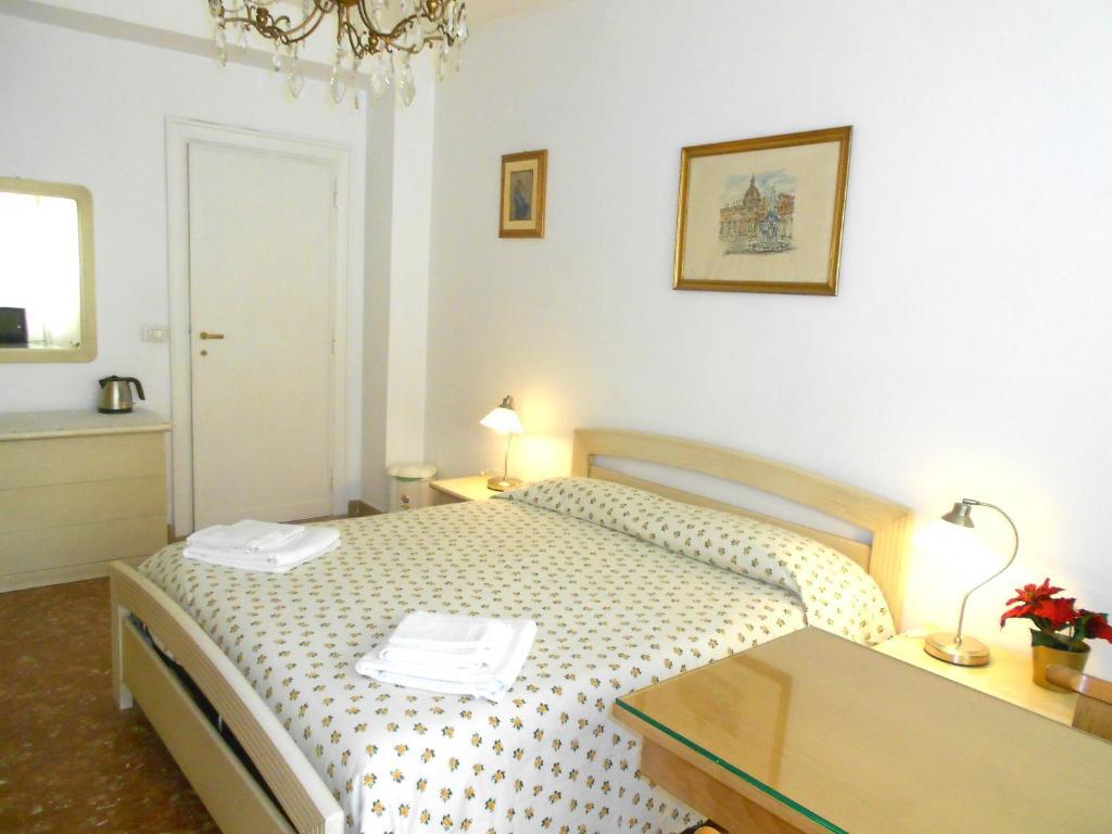 A Casa Chiecchi B&B Rome Buitenkant foto