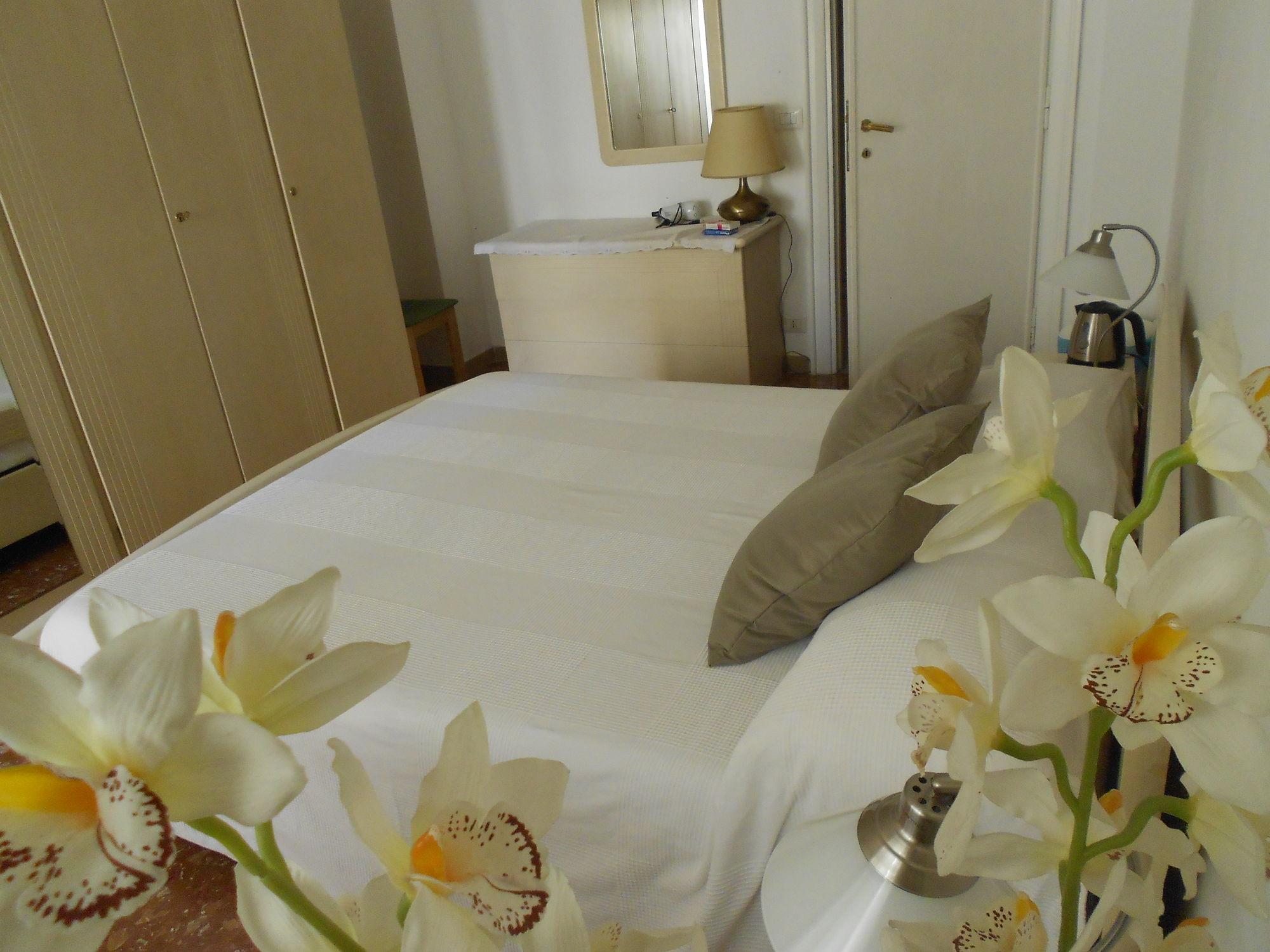 A Casa Chiecchi B&B Rome Buitenkant foto
